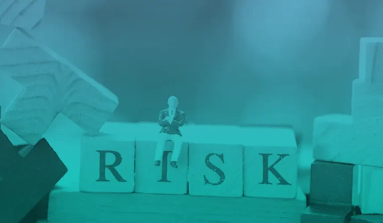 Identificación y evaluación de riesgos y oportunidades sin complejidad innecesaria